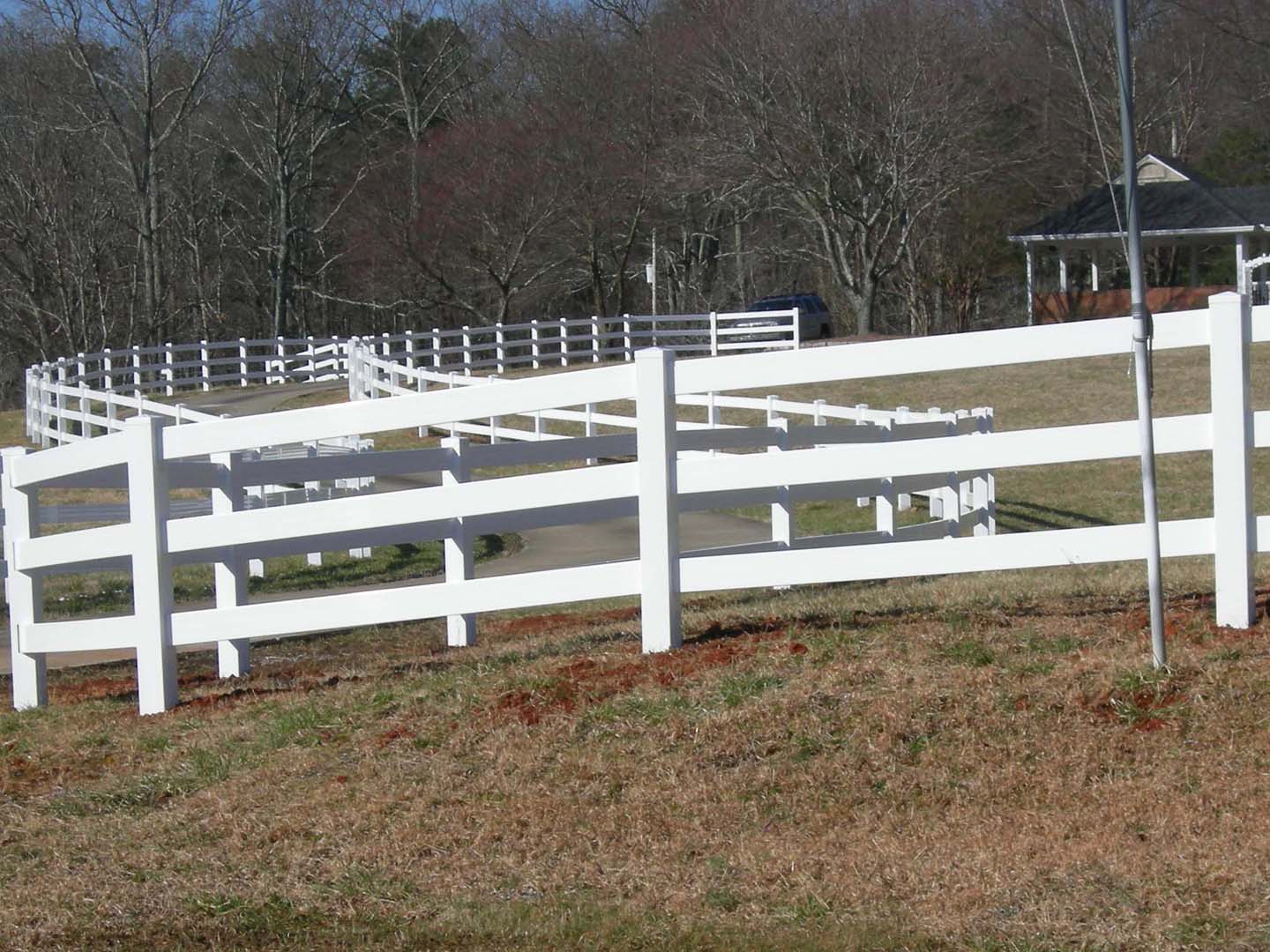Photo of a North Georgia vinyl fence
