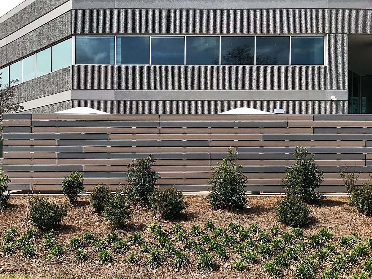 Forsyth County Georgia commercial fencing company