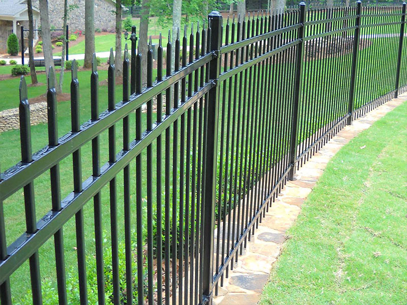Aluminum fence options in the Johns Creek Georgia area.